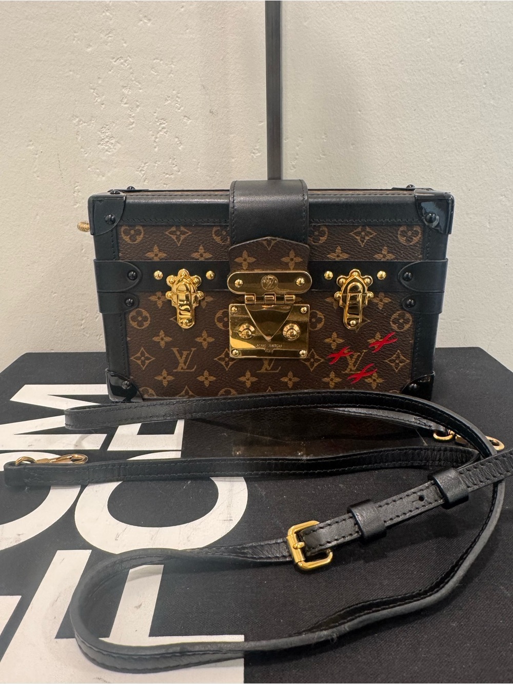 Louis Vuitton Petite Malle monogram
